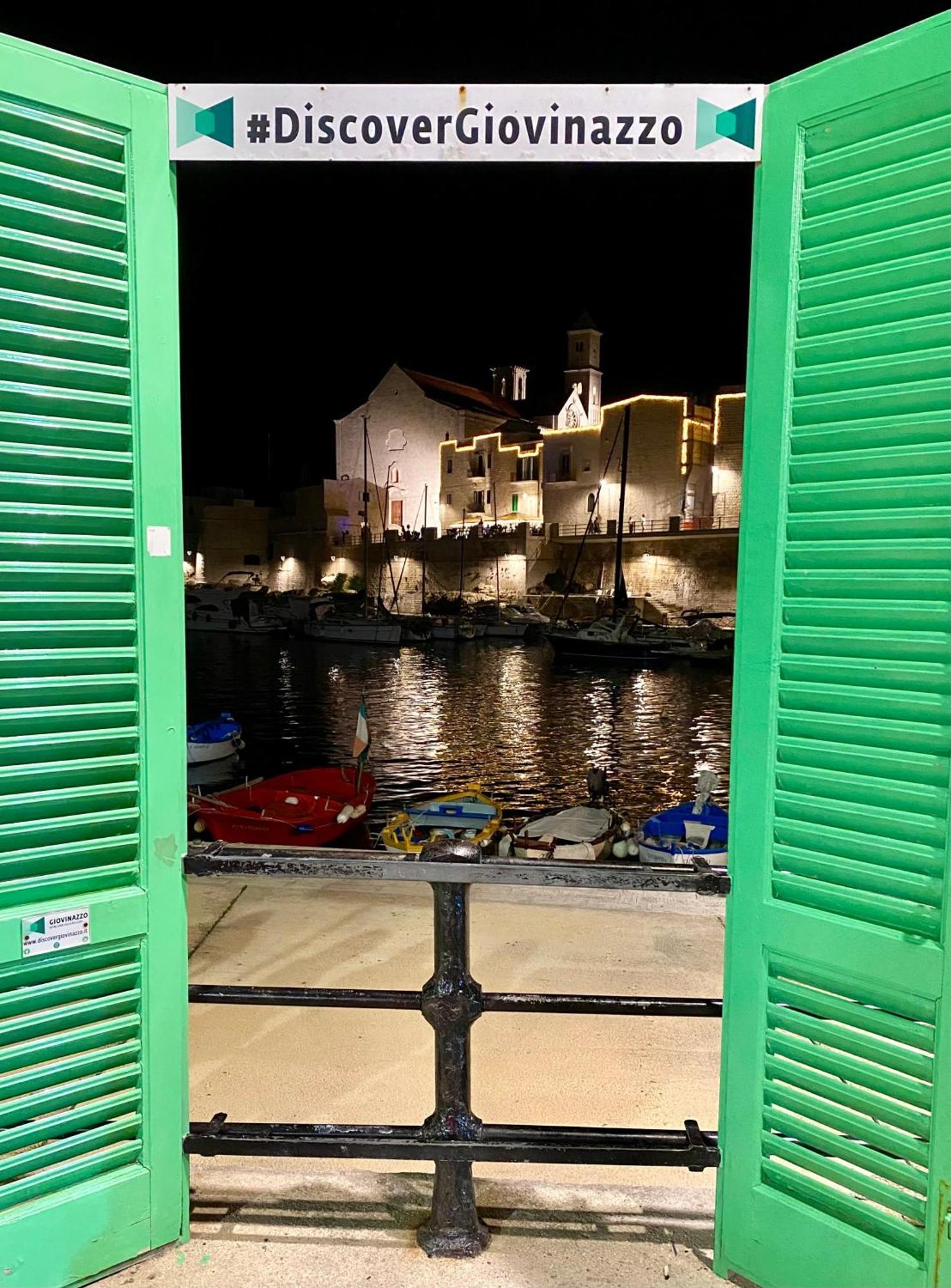Appartamento Dimora Nel Palazzo Ducale With Private Parking Giovinazzo Esterno foto